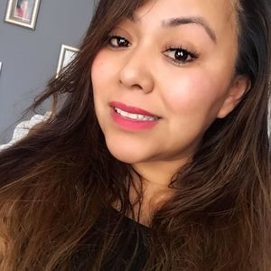 Meet your Posher, Dora